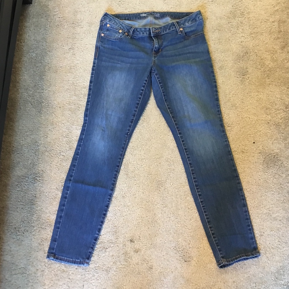 Old Navy Rockstar jeans
